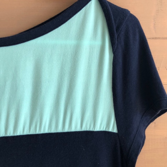 Colorblock Top - Picture 2 of 4